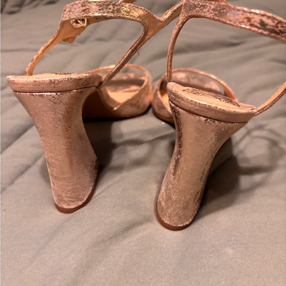 Vince Camuto Roellan Ankle strap sandal - Picture 3 of 4